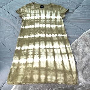 Olive Green & White Tie Dye T Shirt Midi Dress